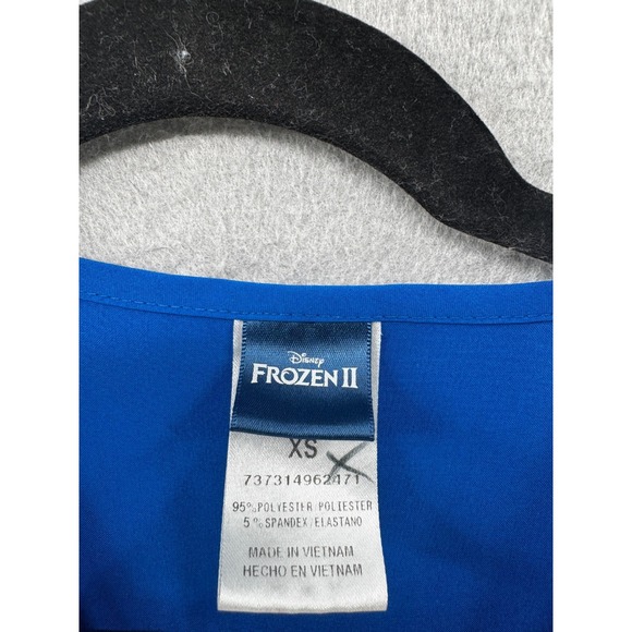 Disney Frozen Scrub Top Womens‎ Size XS Elsa Short Sleeve Kangaroo Pocket Knit - Picture 6 of 10